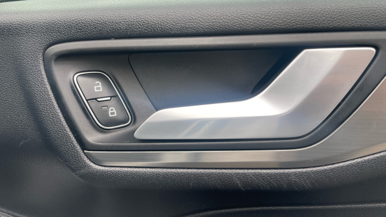 Ford Kuga 1.5 EcoBlue Titanium Edition 5dr Auto Diesel Estate